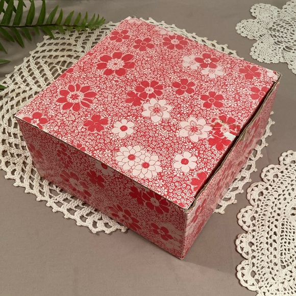 Set Of 19 Vintage Strawberry Ornaments - Picture 4 of 12